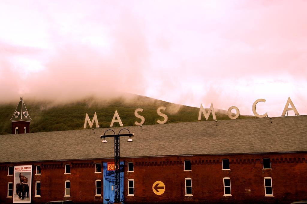 The Porches Inn At Mass Moca 노스아담스 외부 사진